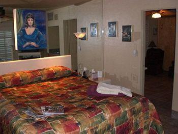 Desert Paradise Resort - Gay Men'S Resort Palm Springs Extérieur photo